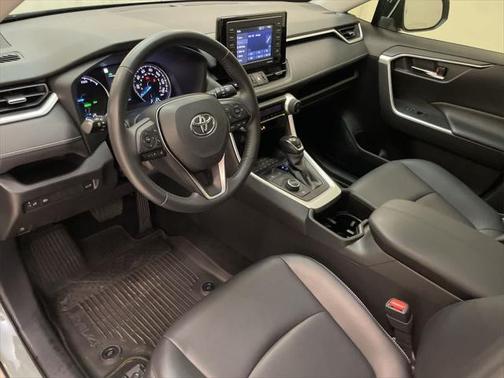 2022 Toyota RAV4 Hybrid XLE Premium