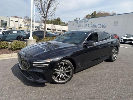 2022 Genesis G70 2.0T RWD