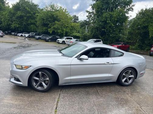 2016 Ford Mustang V6