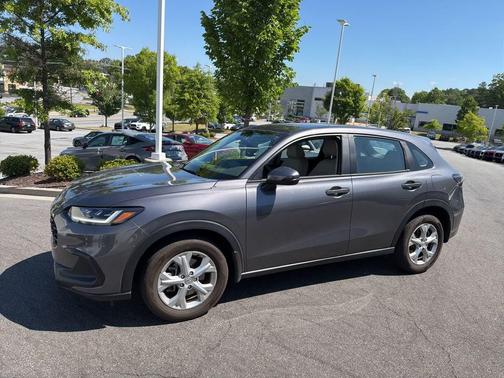 Modern Steel Metallic 2025 Honda HR-V LX