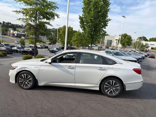 Platinum White Pearl 2019 Honda Accord Hybrid Touring