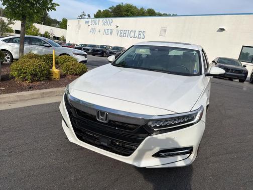 Platinum White Pearl 2019 Honda Accord Hybrid Touring