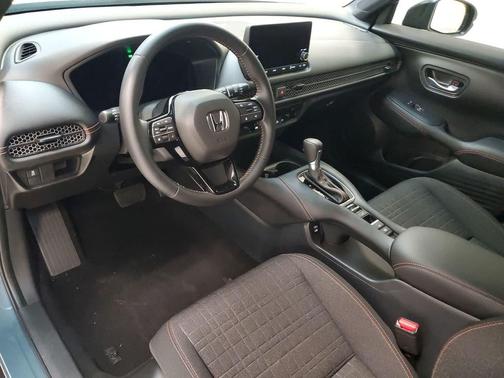 Nordic Forest Pearl 2025 Honda HR-V 2WD Sport