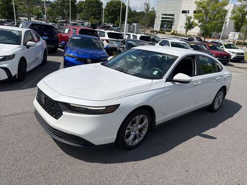 Platinum White Pearl 2023 Honda Accord LX 1.5T