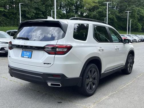 2025 Honda Pilot Sport