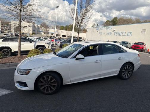2022 Audi A4 40 Premium