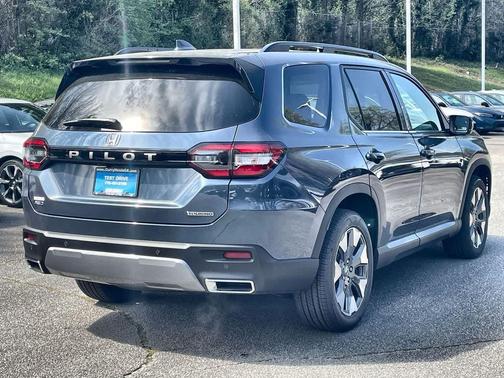 2026 Honda Pilot Touring 8-Passenger
