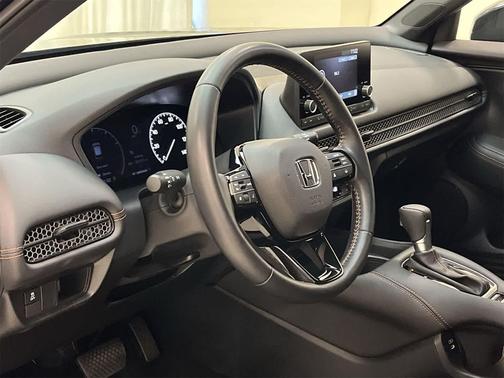 2025 Honda HR-V 2WD Sport
