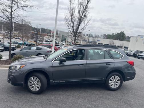 2019 Subaru Outback 2.5i
