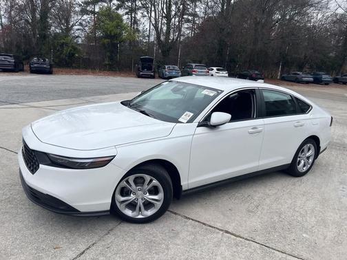 2025 Honda Accord LX 1.5T