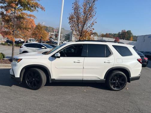 2024 Honda Pilot Touring 8-Passenger