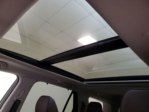 Modern Steel Metallic 2023 Honda Pilot AWD Elite