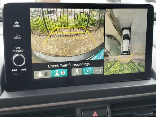 Modern Steel Metallic 2023 Honda Pilot AWD Elite