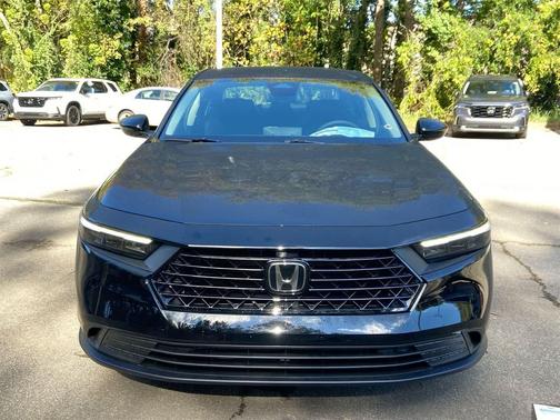 2025 Honda Accord LX 1.5T