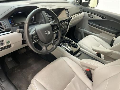 2022 Honda Pilot AWD Elite