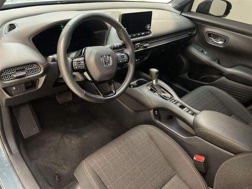 2024 Honda HR-V 2WD Sport