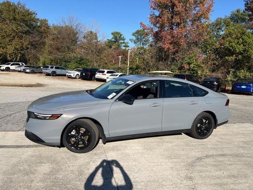 2025 Honda Accord Sport SE 1.5T