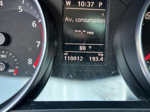 2016 Volkswagen Passat 1.8T SE
