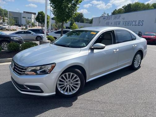2016 Volkswagen Passat 1.8T SE