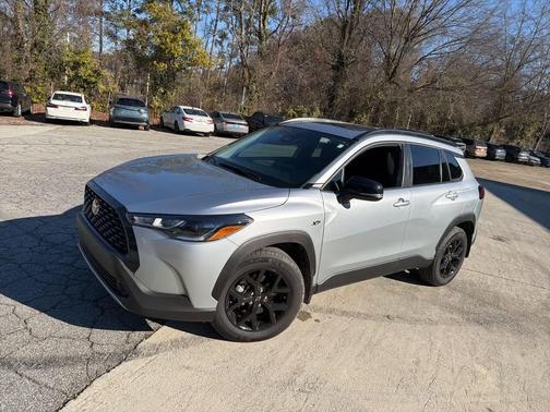 2024 Toyota Corolla Cross LE