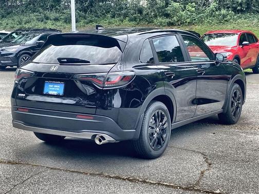 2026 Honda HR-V 2WD Sport