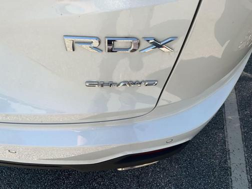Platinum White Pearl 2025 Acura RDX Technology Package