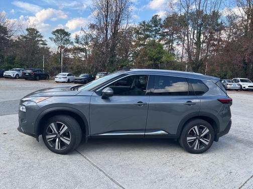 2023 Nissan Rogue SL