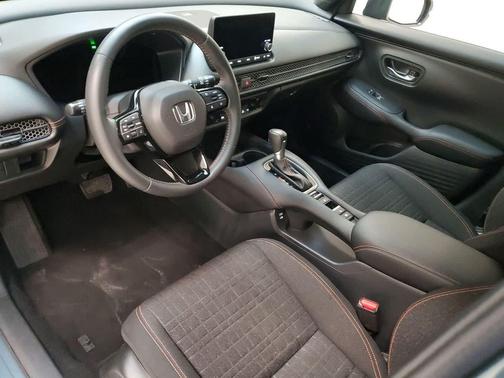 2024 Honda HR-V 2WD Sport
