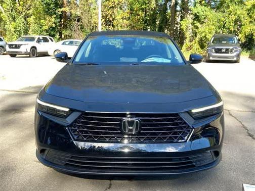 2025 Honda Accord LX 1.5T