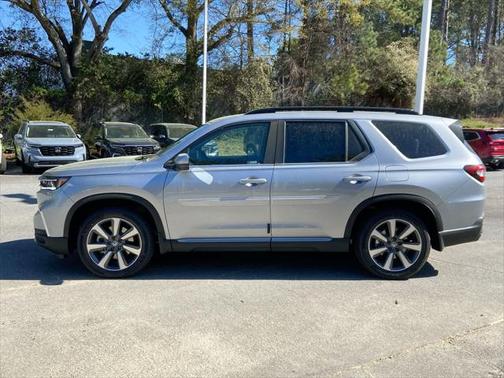 2025 Honda Pilot Touring 8-Passenger