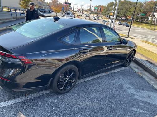 2025 Honda Accord Sport SE 1.5T