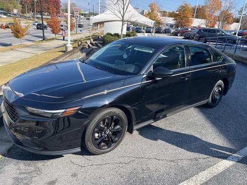 2025 Honda Accord Sport SE 1.5T