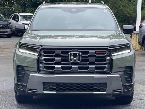 Ash Green Metallic 2026 Honda Pilot TrailSport