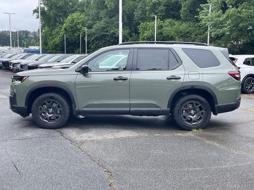 Ash Green Metallic 2026 Honda Pilot TrailSport