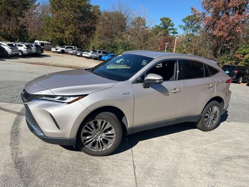 2021 Toyota Venza XLE