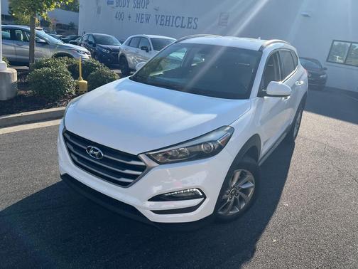 2018 Hyundai TUCSON SEL