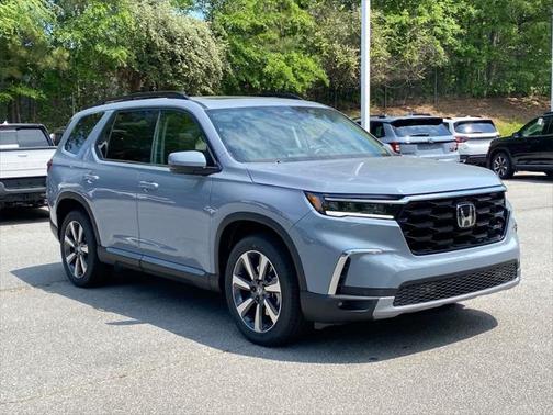 2025 Honda Pilot Touring 8-Passenger
