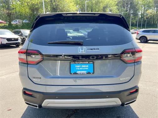 2025 Honda Pilot Touring 8-Passenger
