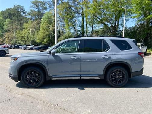 2025 Honda Pilot Touring 8-Passenger