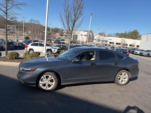 2025 Honda Accord LX 1.5T