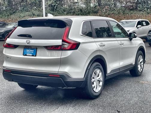 Platinum White Pearl 2026 Honda CR-V LX 2WD
