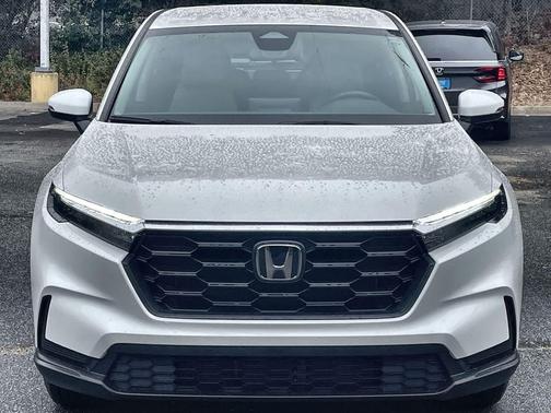 Platinum White Pearl 2026 Honda CR-V LX 2WD