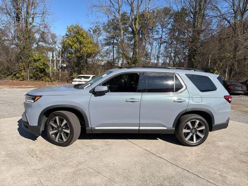 2025 Honda Pilot Touring 8-Passenger