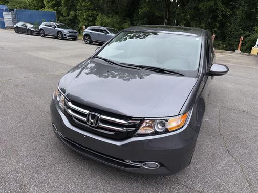 Modern Steel Metallic 2017 Honda Odyssey Touring