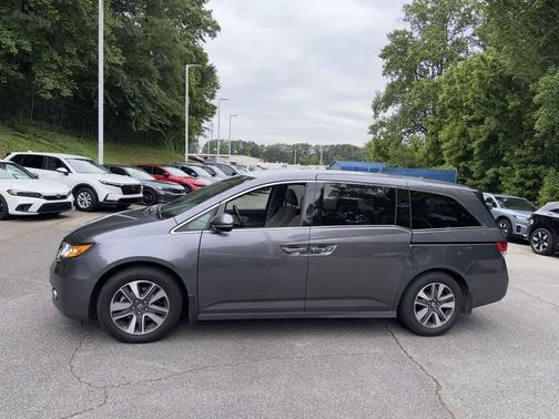 Modern Steel Metallic 2017 Honda Odyssey Touring