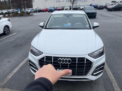 2024 Audi Q5 40 Premium