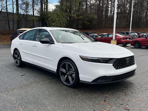 Platinum White Pearl 2026 Honda Accord Hybrid Sport