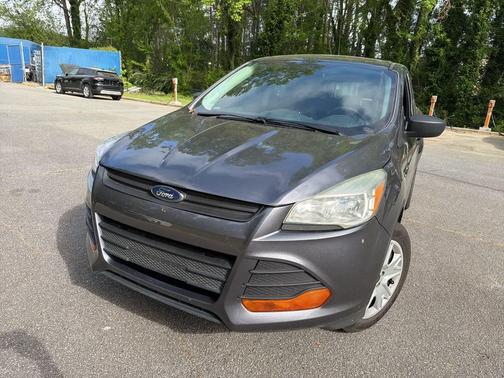 Magnetic 2016 Ford Escape S