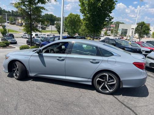 2022 Honda Accord Hybrid Base