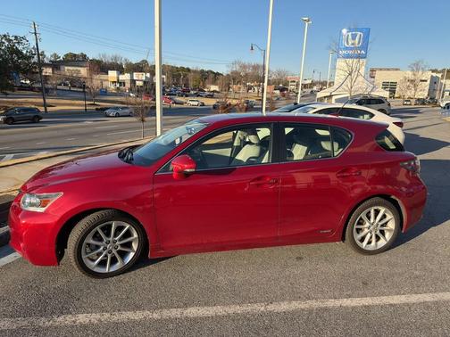 2013 Lexus CT 200h Hybrid